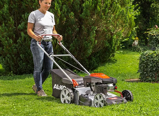 Lawnmower | AL-KO Easy to move forward thanks to large wheels